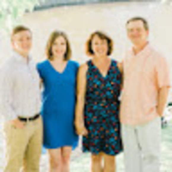 Meet your Posher, Rebecca - Picture 1 of 1